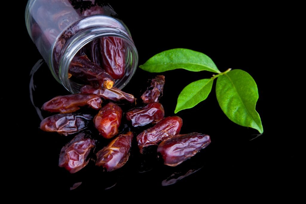 *Dates Benefits in Hindi