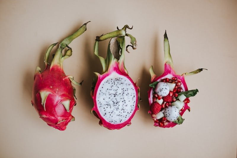 Fresh Dragon Fruit Rich in Vitamin B1, B2, Omega-3 – Boosts Immunity, Supports Heart Health, Fights Allergies | ड्रैगन फ्रूट के फायदे"