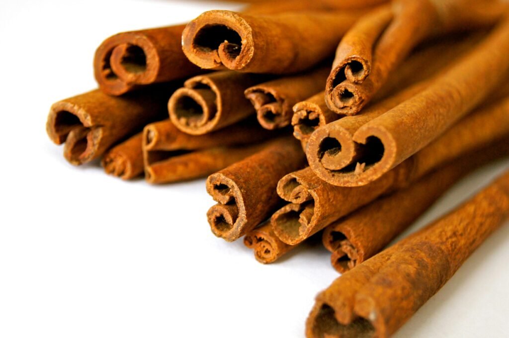 Cinnamon Benefits – Control Sugar, Improve Heart & Boost Reproductive Health | दालचीनी के फायदे